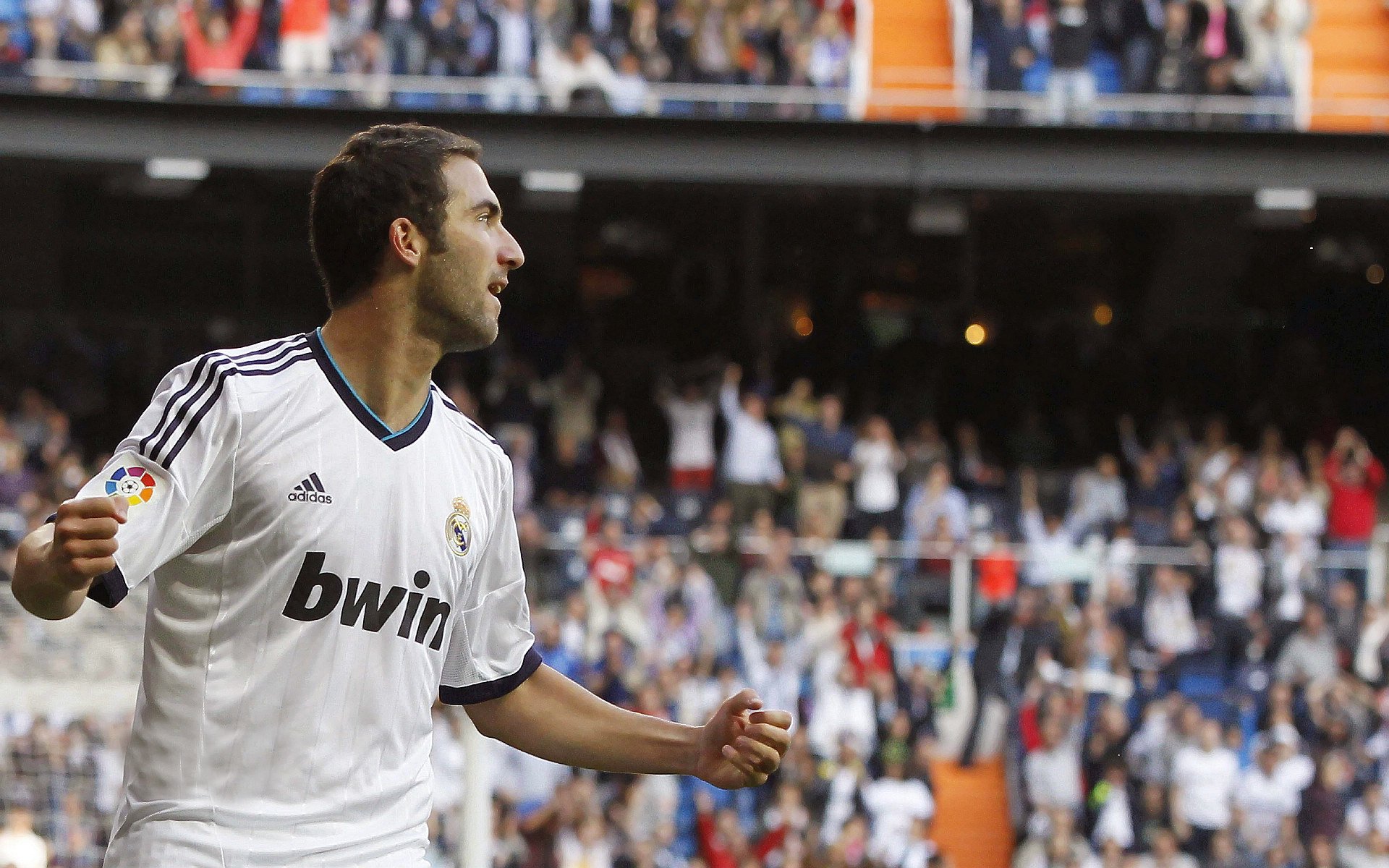 米兰体育·「中国」官方网站-“亚戈·卡尔曼：阿根廷橄榄球的未来巨星，值得期待的全能球员”